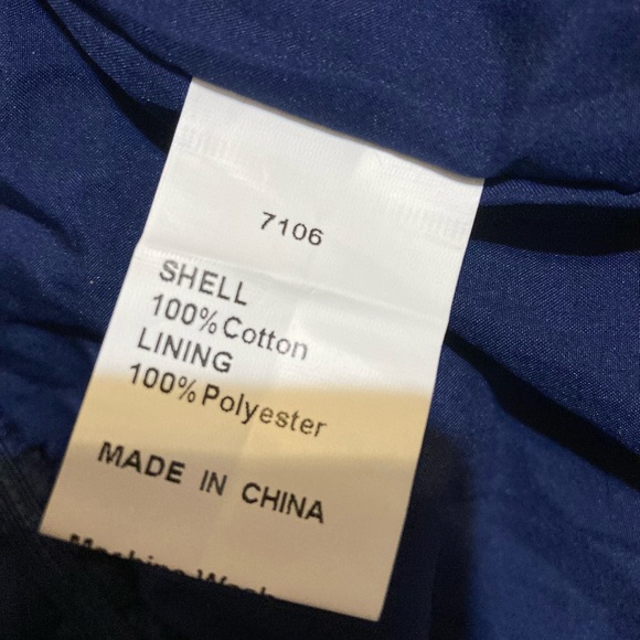 NWT pretty garden navy off shoulder embroidery romper size L. - Picture 13 of 13